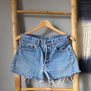Classic Levis Denim Cut Off Shorts